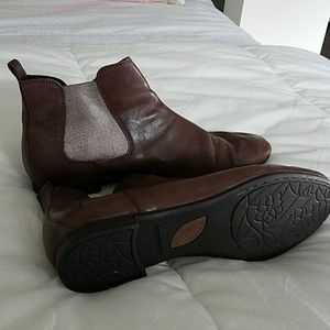 Chelsea Boots